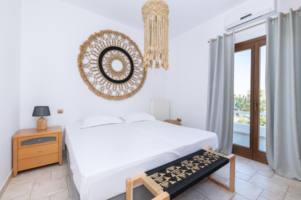 Zoe & Zen Collection Apartment Парос Екстериор снимка